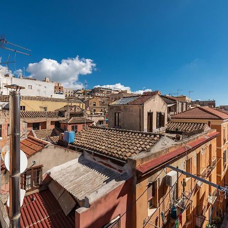 カリアリLa Marina Panoramaアパートメント エクステリア 写真